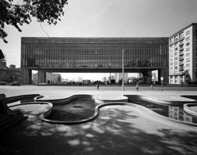  A arquitetura brasileira vista por grandes fotógrafos, no Tomie Ohtake 